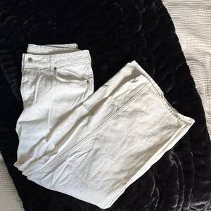 H&M Women's Cream Straight Leg Jeans